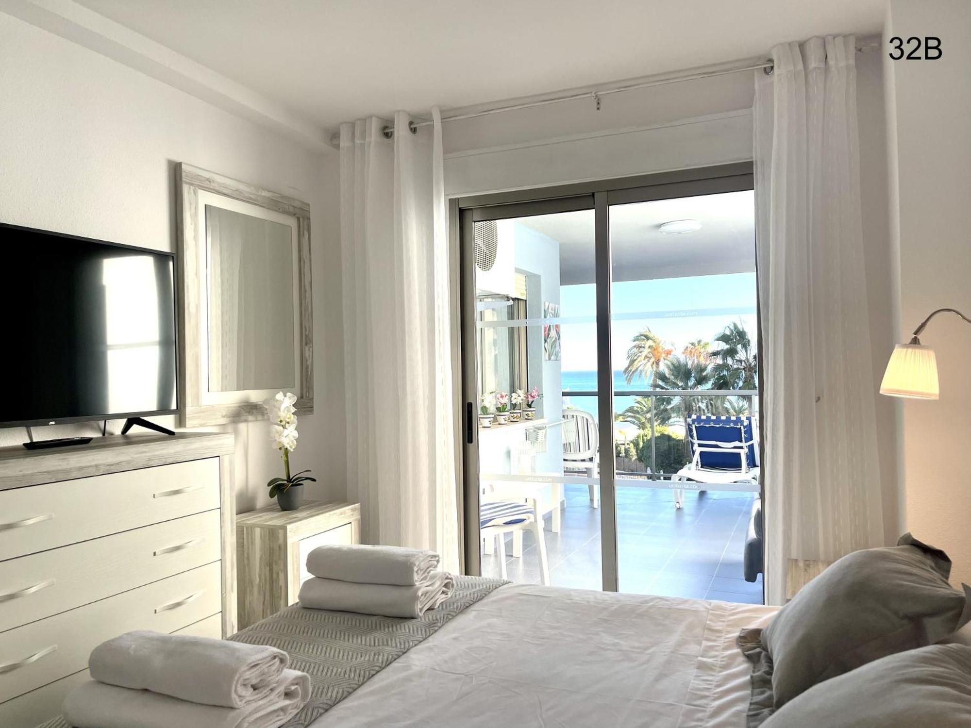 Timora Sea View New Apart' Hipocampos กัลเป ห้อง รูปภาพ